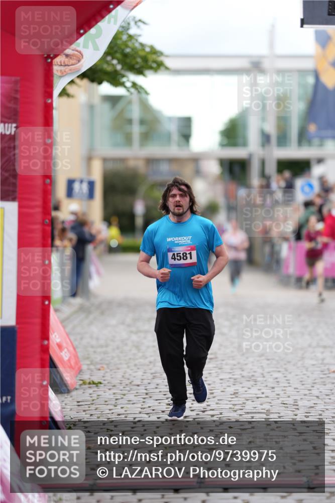 12.06.2026 - Holstenköstenlauf LAZAROV Photography http://msf.ph/oto/9739975 12.06.2026 18:09:01 Laufen 4581 meine-sportfotos.de