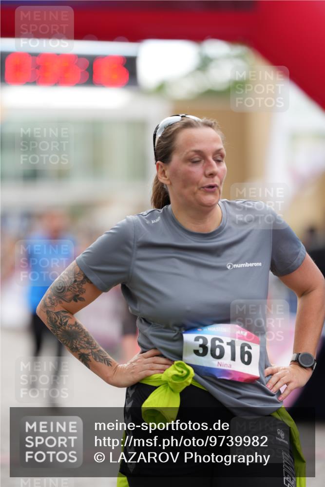 12.06.2026 - Holstenköstenlauf LAZAROV Photography http://msf.ph/oto/9739982 12.06.2026 18:05:14 Laufen 3352, 3353, 3409, 3616, 3867, 3871, 3896, 4539 meine-sportfotos.de