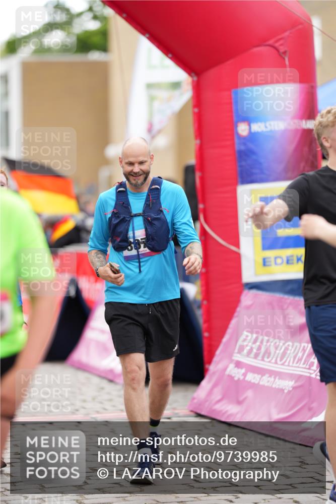 12.06.2026 - Holstenköstenlauf LAZAROV Photography http://msf.ph/oto/9739985 12.06.2026 18:05:11 Laufen 3409, 3616, 3867, 3871, 3872, 3896, 4539 meine-sportfotos.de