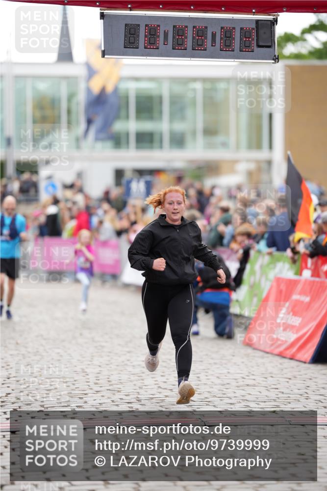 12.06.2026 - Holstenköstenlauf LAZAROV Photography http://msf.ph/oto/9739999 12.06.2026 18:05:01 Laufen 3872, 3874, 4408 meine-sportfotos.de