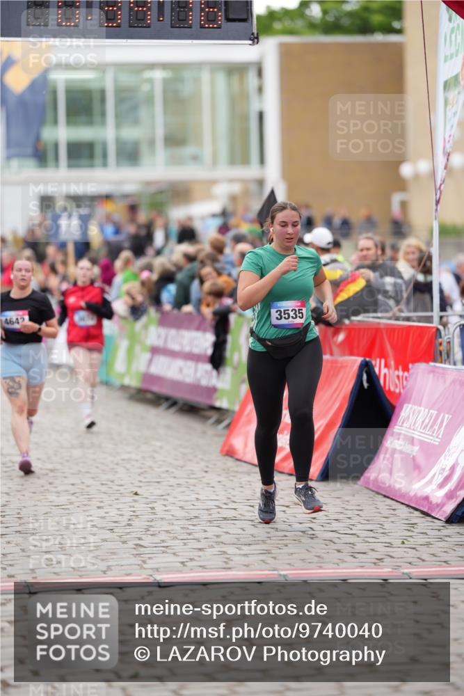 12.06.2026 - Holstenköstenlauf LAZAROV Photography http://msf.ph/oto/9740040 12.06.2026 18:04:14 Laufen 3535, 3674, 4102, 4104, 4642, 4845 meine-sportfotos.de