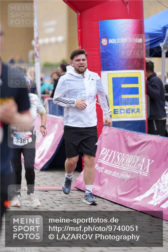 12.06.2026 - Holstenköstenlauf LAZAROV Photography http://msf.ph/oto/9740051 12.06.2026 18:04:06 Laufen 3325, 3361, 4049, 4102, 4104, 4451, 4758, 4872 meine-sportfotos.de
