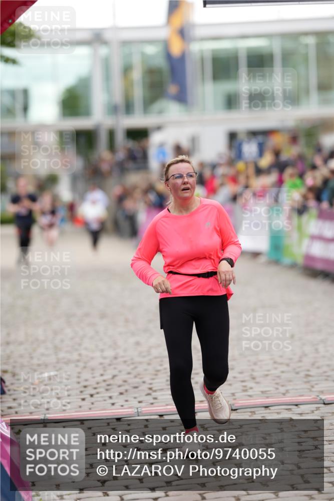12.06.2026 - Holstenköstenlauf LAZAROV Photography http://msf.ph/oto/9740055 12.06.2026 18:03:53 Laufen 3713, 3736, 3845, 3913, 4488 meine-sportfotos.de