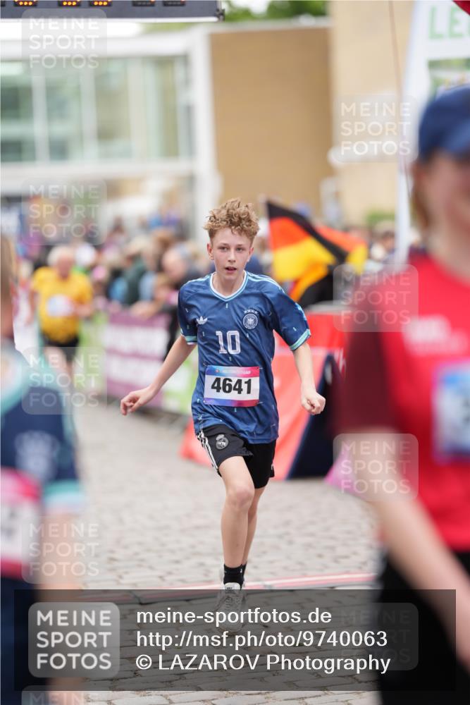 12.06.2026 - Holstenköstenlauf LAZAROV Photography http://msf.ph/oto/9740063 12.06.2026 18:03:42 Laufen 3232, 3641, 3675, 3726, 3743, 4410, 4641, 4652, 4653 meine-sportfotos.de