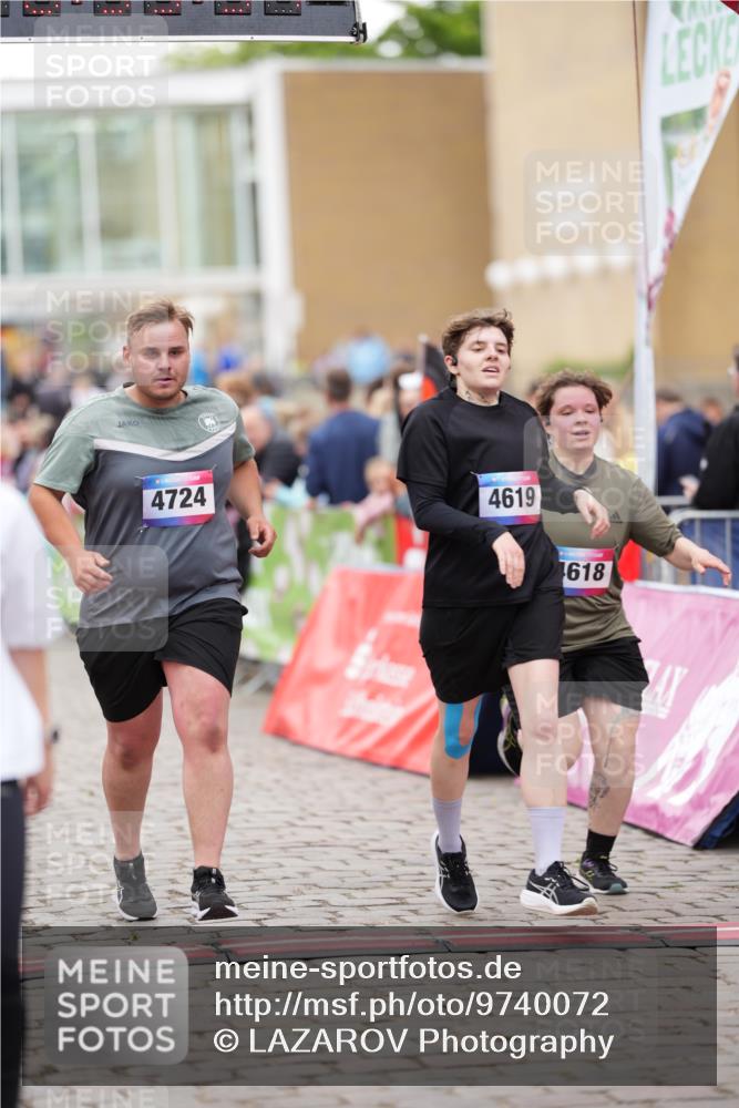 12.06.2026 - Holstenköstenlauf LAZAROV Photography http://msf.ph/oto/9740072 12.06.2026 18:03:35 Laufen 3228, 3675, 3864, 4349, 4618, 4619, 4652, 4653, 4724 meine-sportfotos.de