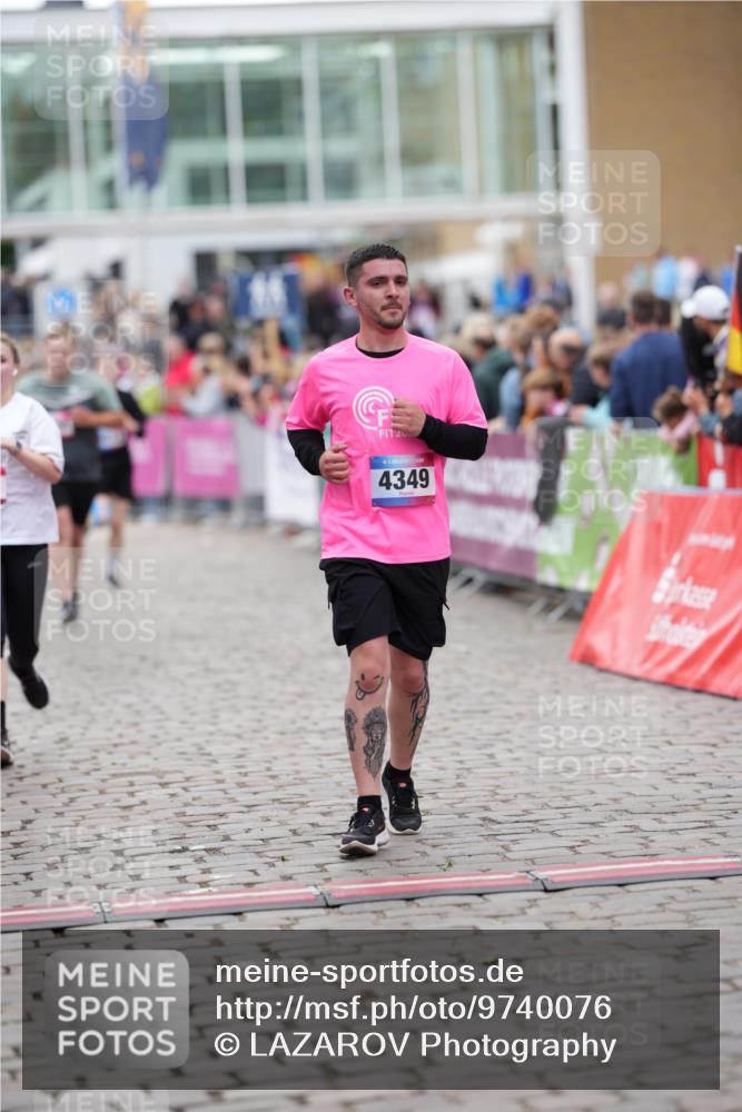 12.06.2026 - Holstenköstenlauf LAZAROV Photography http://msf.ph/oto/9740076 12.06.2026 18:03:31 Laufen 3155, 3228, 3864, 4057, 4349, 4618, 4619, 4724 meine-sportfotos.de