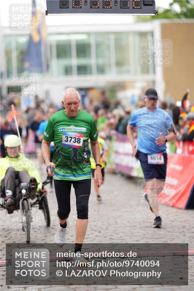 12.06.2026 - Holstenköstenlauf LAZAROV Photography http://msf.ph/oto/9740094 12.06.2026 18:03:10 Laufen 3710, 3738, 4137, 4687, 4901, 4914 meine-sportfotos.de