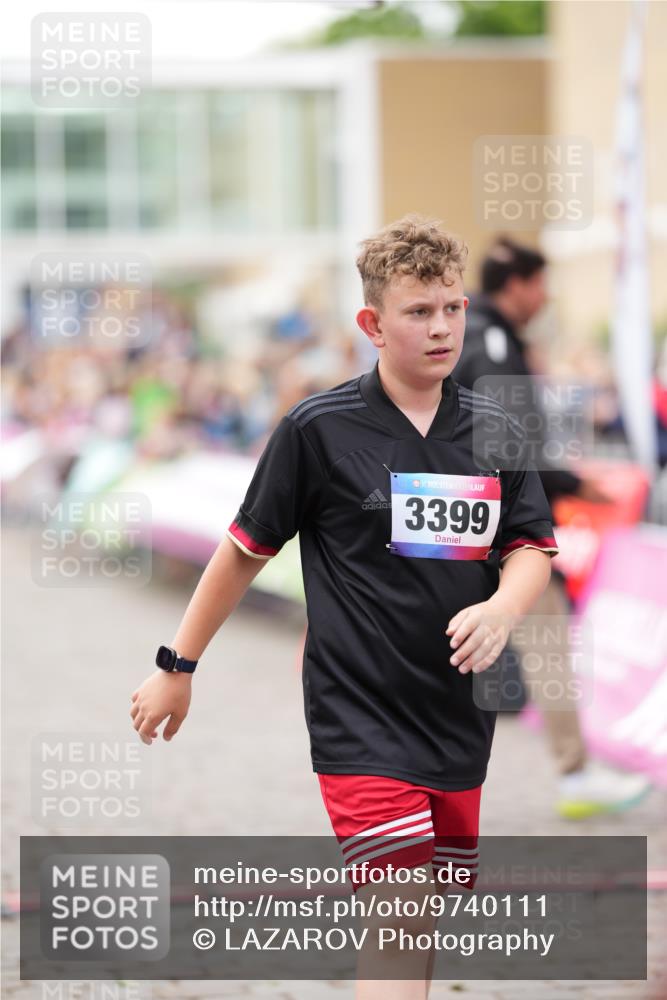 12.06.2026 - Holstenköstenlauf LAZAROV Photography http://msf.ph/oto/9740111 12.06.2026 18:02:52 Laufen 3011, 3399, 4009, 4285, 4453, 4677 meine-sportfotos.de