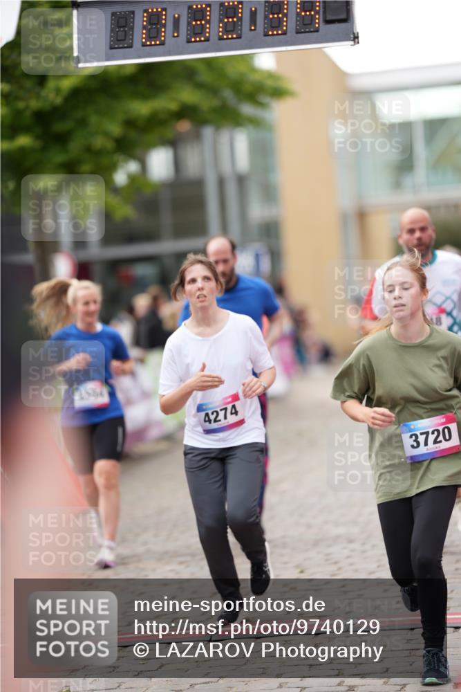 12.06.2026 - Holstenköstenlauf LAZAROV Photography http://msf.ph/oto/9740129 12.06.2026 18:02:32 Laufen 3548, 3614, 3720, 4080, 4081, 4274, 4393, 4394 meine-sportfotos.de