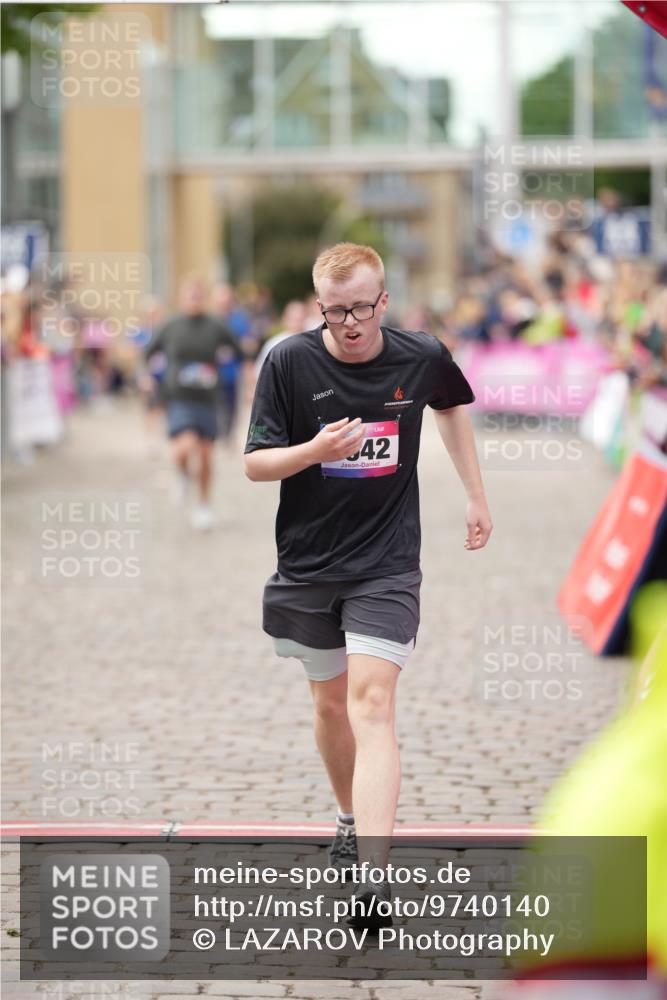 12.06.2026 - Holstenköstenlauf LAZAROV Photography http://msf.ph/oto/9740140 12.06.2026 18:02:21 Laufen 3594, 3775, 3942, 4017, 4298, 4299, 4309, 4347, 4823 meine-sportfotos.de