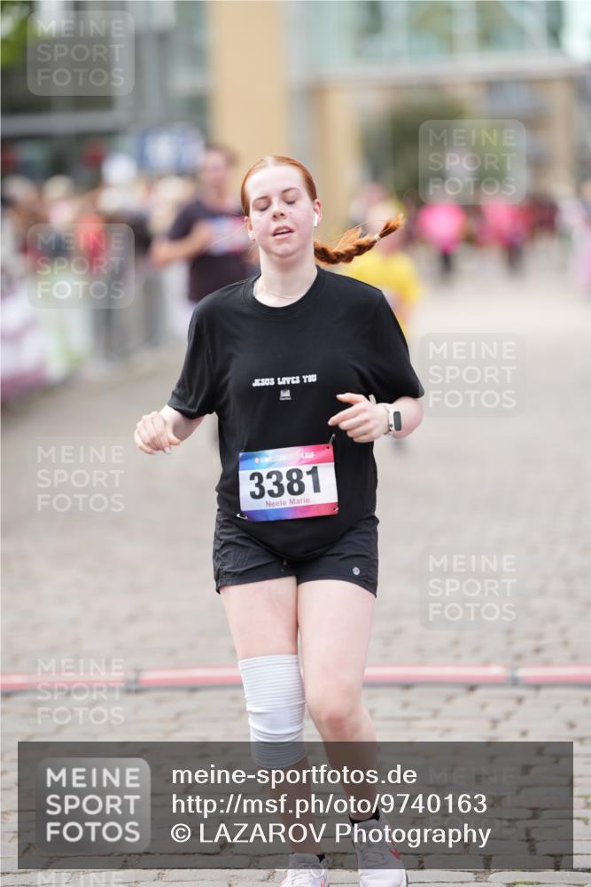 12.06.2026 - Holstenköstenlauf LAZAROV Photography http://msf.ph/oto/9740163 12.06.2026 18:01:55 Laufen 3381, 3529, 4002, 4623, 4735, 4873 meine-sportfotos.de