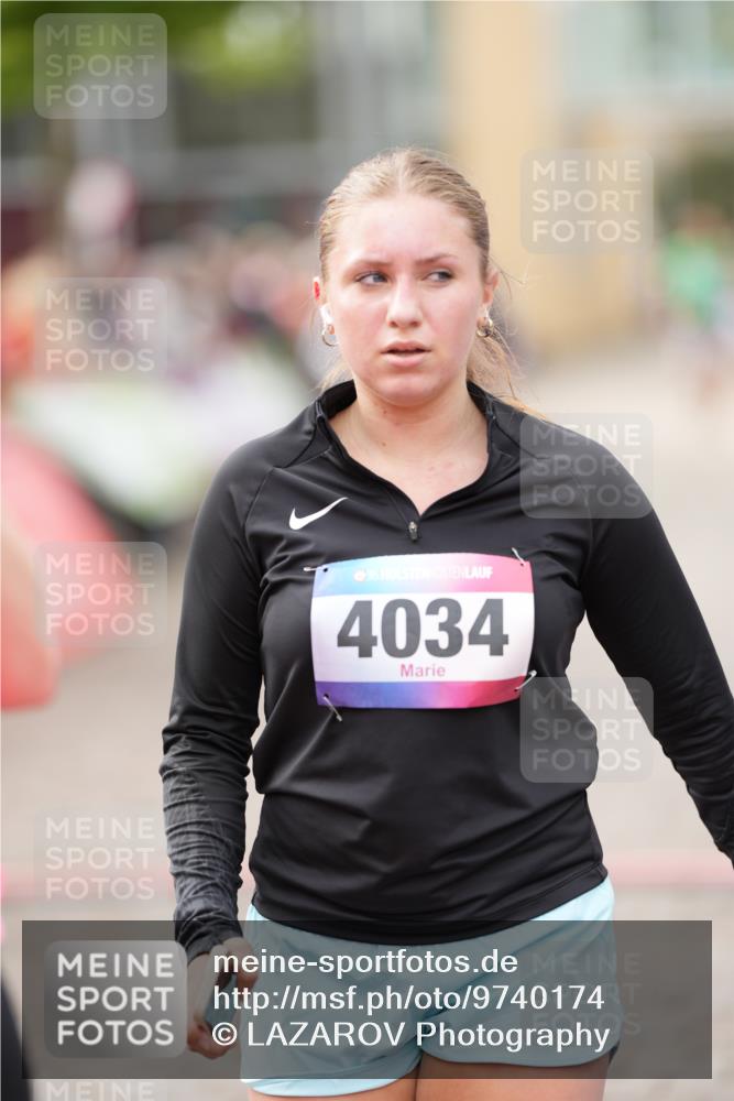 12.06.2026 - Holstenköstenlauf LAZAROV Photography http://msf.ph/oto/9740174 12.06.2026 18:01:45 Laufen 3300, 3529, 3813, 4034, 4321, 4339 meine-sportfotos.de