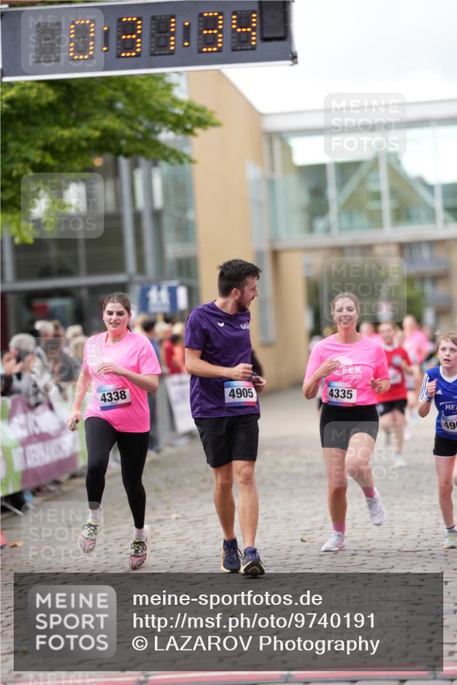 12.06.2026 - Holstenköstenlauf LAZAROV Photography http://msf.ph/oto/9740191 12.06.2026 18:01:32 Laufen 3234, 3239, 4210, 4235, 4335, 4338, 4398, 4874, 4905, 4906 meine-sportfotos.de