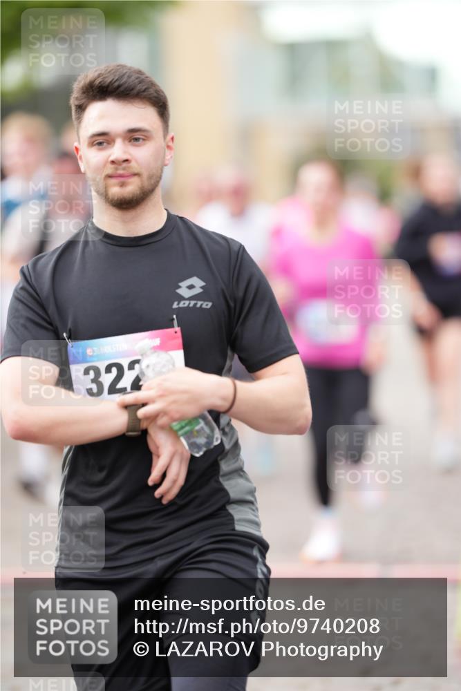 12.06.2026 - Holstenköstenlauf LAZAROV Photography http://msf.ph/oto/9740208 12.06.2026 18:01:15 Laufen 3001, 3229, 3237, 3435, 3466, 3467, 3544, 3547, 3607, 3637, 3963, 3965, 3999, 4013, 4037, 4079, 4316, 4564, 4591, 4638, 4672, 4710, 4769 meine-sportfotos.de