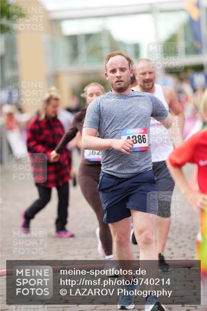 12.06.2026 - Holstenköstenlauf LAZAROV Photography http://msf.ph/oto/9740214 12.06.2026 18:01:07 Laufen 3001, 3100, 3544, 3589, 3628, 3637, 3999, 4013, 4407, 4886 meine-sportfotos.de