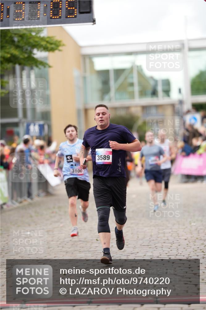 12.06.2026 - Holstenköstenlauf LAZAROV Photography http://msf.ph/oto/9740220 12.06.2026 18:01:03 Laufen 3100, 3589, 3628, 3686, 4886 meine-sportfotos.de