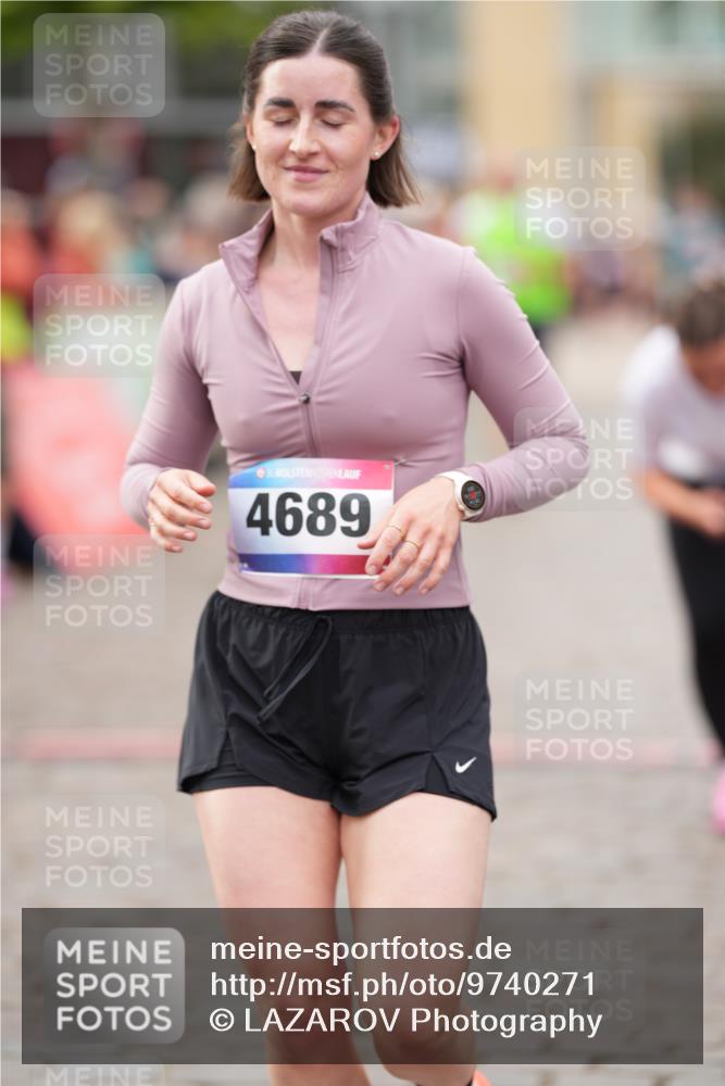12.06.2026 - Holstenköstenlauf LAZAROV Photography http://msf.ph/oto/9740271 12.06.2026 18:00:08 Laufen 3134, 3144, 3145, 3799, 3846, 4117, 4201, 4402, 4688, 4689, 4751 meine-sportfotos.de