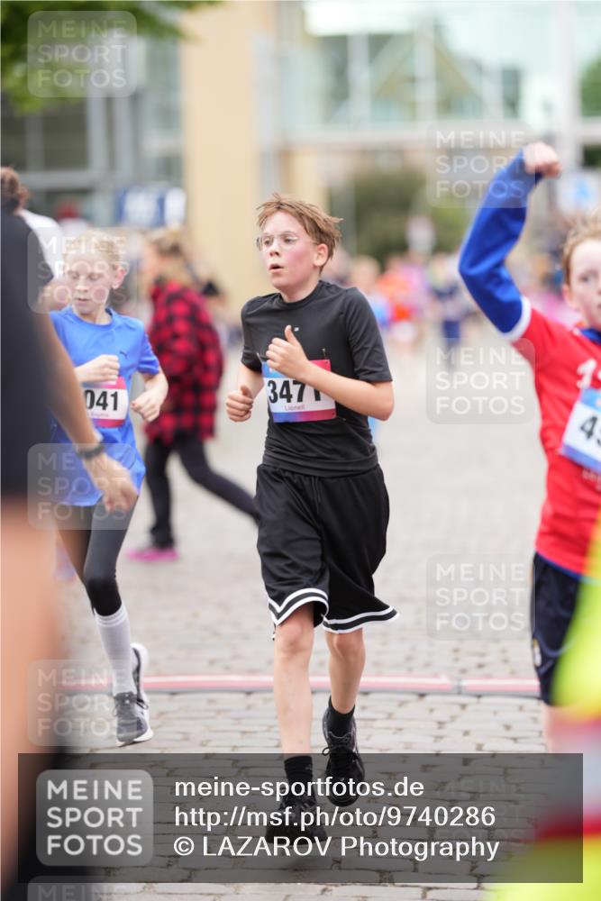 12.06.2026 - Holstenköstenlauf LAZAROV Photography http://msf.ph/oto/9740286 12.06.2026 17:59:48 Laufen 3471, 3792, 3816, 3817, 3910, 4041, 4286, 4479, 4594, 4749 meine-sportfotos.de