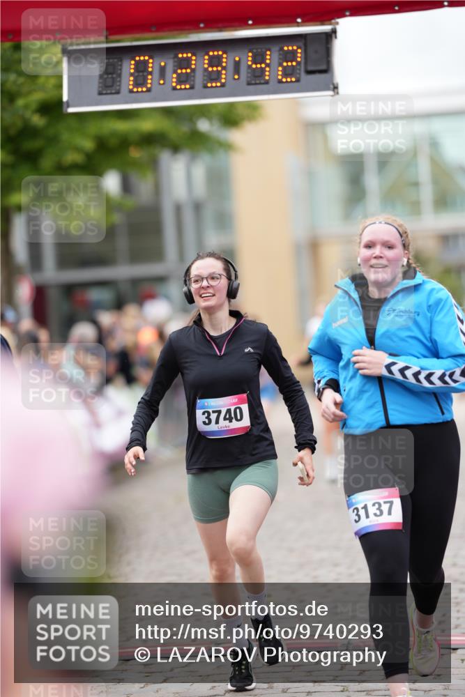12.06.2026 - Holstenköstenlauf LAZAROV Photography http://msf.ph/oto/9740293 12.06.2026 17:59:40 Laufen 3033, 3128, 3137, 3551, 3602, 3740, 3816, 4286, 4479, 4489 meine-sportfotos.de