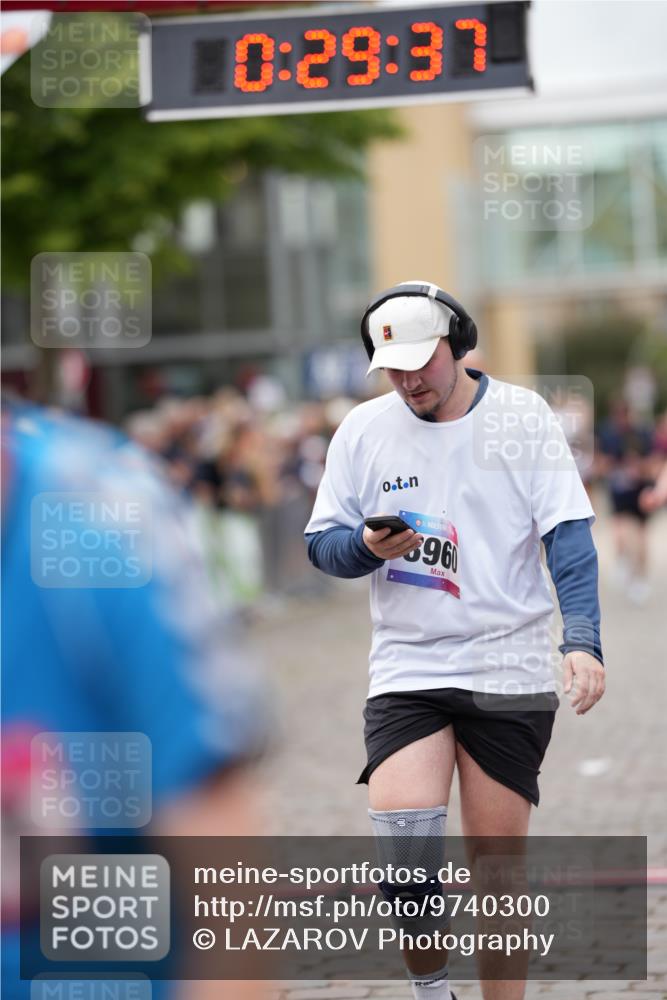 12.06.2026 - Holstenköstenlauf LAZAROV Photography http://msf.ph/oto/9740300 12.06.2026 17:59:35 Laufen 3017, 3033, 3128, 3551, 3602, 3960, 4198, 4289 meine-sportfotos.de