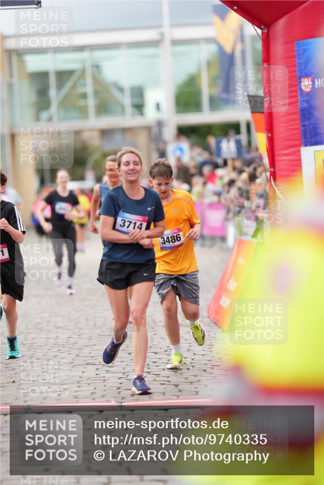 12.06.2026 - Holstenköstenlauf LAZAROV Photography http://msf.ph/oto/9740335 12.06.2026 17:59:04 Laufen 3012, 3389, 3486, 3565, 3644, 3714, 4052, 4317, 4331, 4334, 4667, 4668, 4681 meine-sportfotos.de