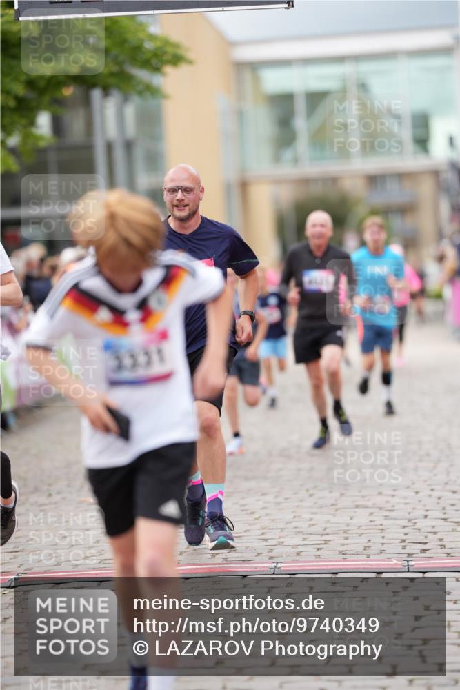 12.06.2026 - Holstenköstenlauf LAZAROV Photography http://msf.ph/oto/9740349 12.06.2026 17:58:52 Laufen 3296, 3298, 3326, 3331, 3402, 3517, 3901, 4054, 4272, 4521, 4534, 4694 meine-sportfotos.de