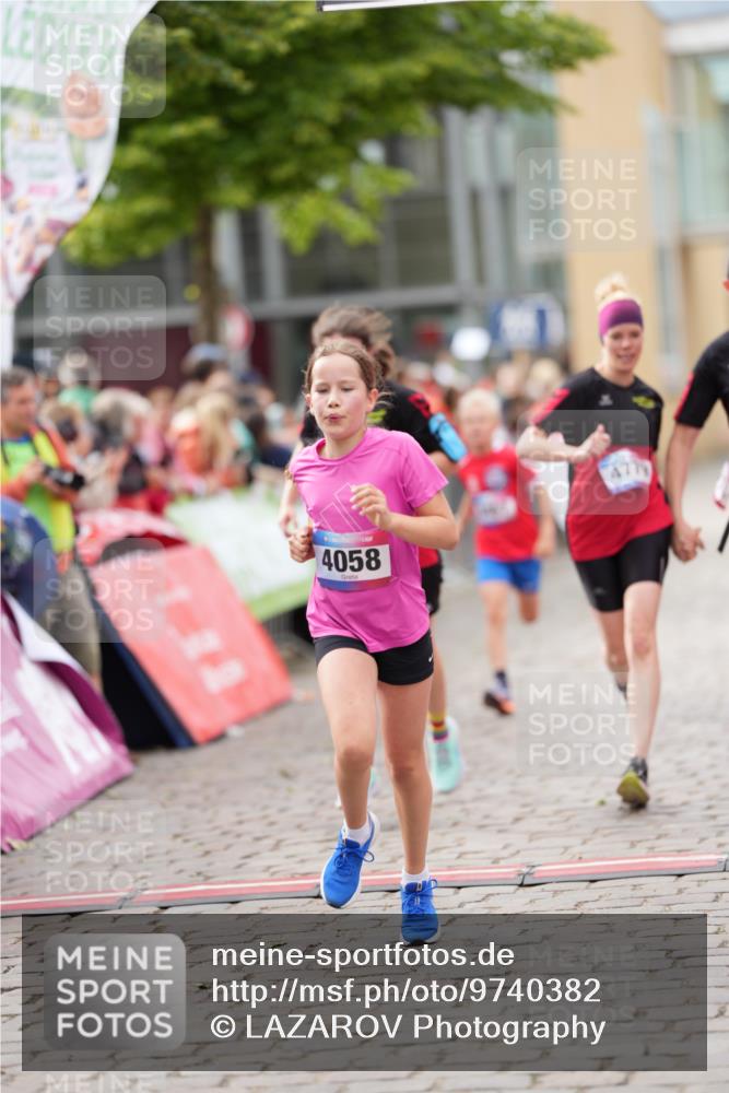 12.06.2026 - Holstenköstenlauf LAZAROV Photography http://msf.ph/oto/9740382 12.06.2026 17:58:22 Laufen 3161, 3370, 3457, 3687, 3844, 4058, 4234, 4295, 4310, 4779 meine-sportfotos.de