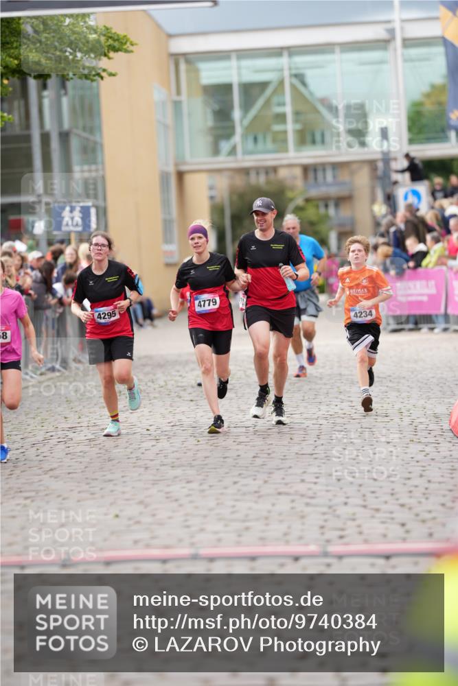 12.06.2026 - Holstenköstenlauf LAZAROV Photography http://msf.ph/oto/9740384 12.06.2026 17:58:20 Laufen 3161, 3457, 3687, 3844, 4058, 4234, 4295, 4310, 4779 meine-sportfotos.de