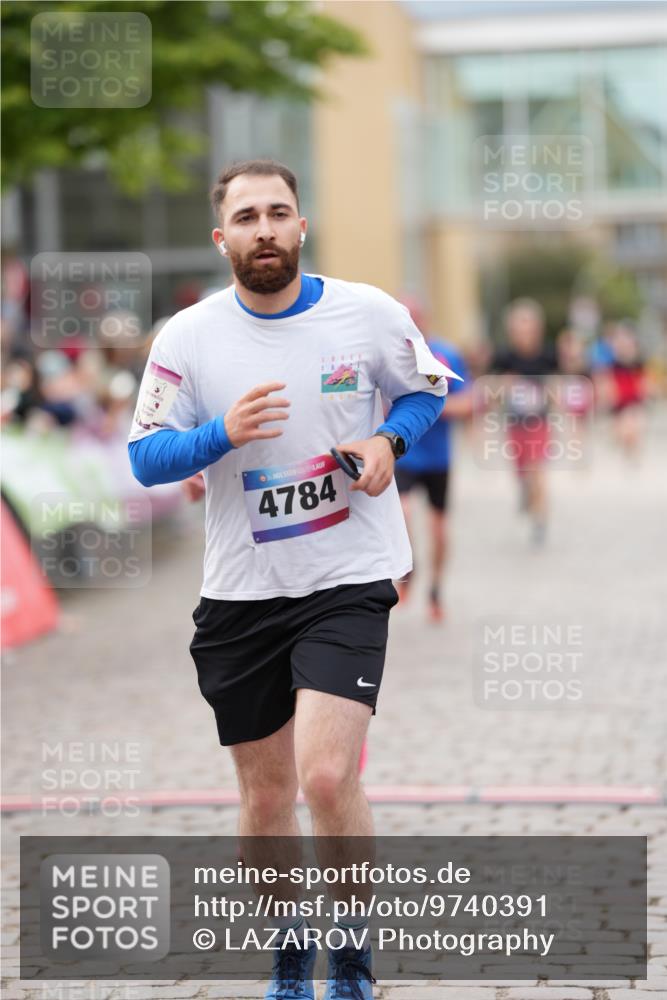 12.06.2026 - Holstenköstenlauf LAZAROV Photography http://msf.ph/oto/9740391 12.06.2026 17:58:13 Laufen 3687, 3844, 4474, 4784 meine-sportfotos.de