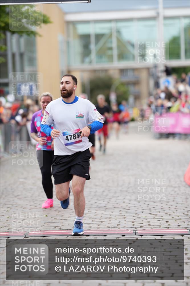 12.06.2026 - Holstenköstenlauf LAZAROV Photography http://msf.ph/oto/9740393 12.06.2026 17:58:12 Laufen 3687, 3844, 4474, 4784 meine-sportfotos.de