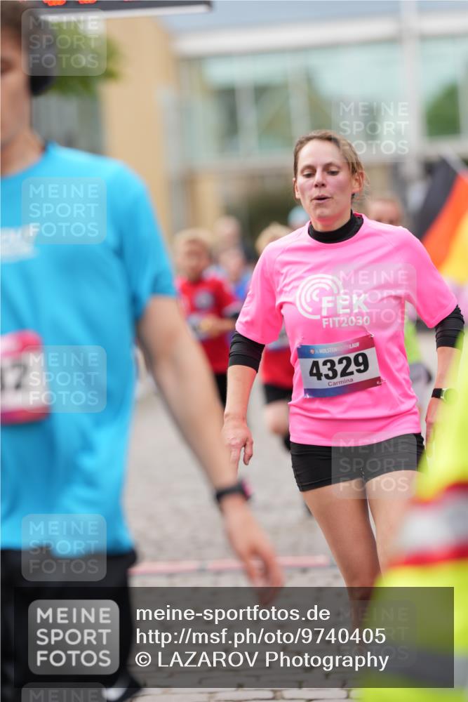 12.06.2026 - Holstenköstenlauf LAZAROV Photography http://msf.ph/oto/9740405 12.06.2026 17:57:59 Laufen 3312, 3463, 3571, 3747, 3869, 3880, 3894, 4007, 4033, 4220, 4329, 4406, 4532, 4585, 4604, 4660, 4782, 4910, 4911 meine-sportfotos.de