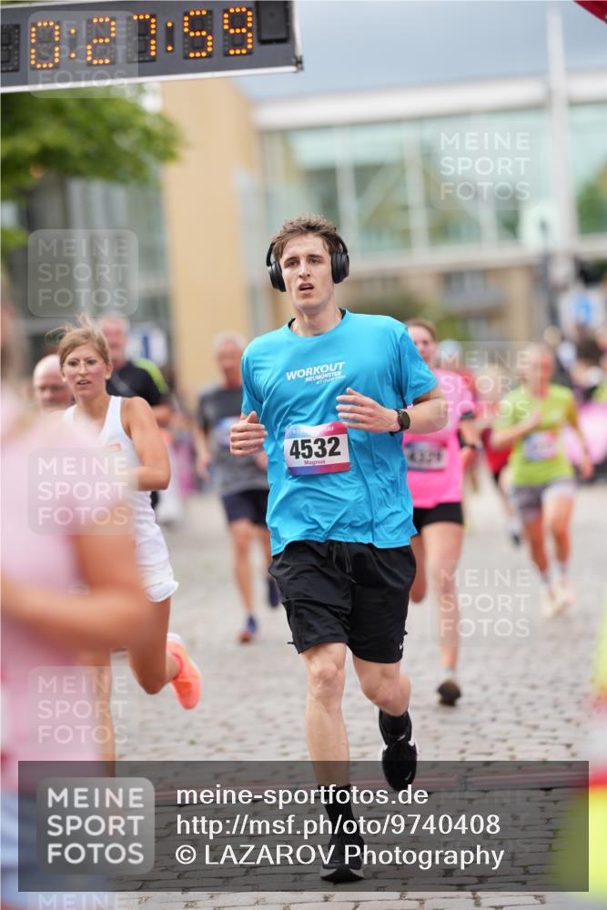 12.06.2026 - Holstenköstenlauf LAZAROV Photography http://msf.ph/oto/9740408 12.06.2026 17:57:57 Laufen 3248, 3463, 3571, 3869, 4007, 4220, 4329, 4406, 4532, 4585, 4604, 4660, 4704, 4782, 4910, 4911, 4912 meine-sportfotos.de