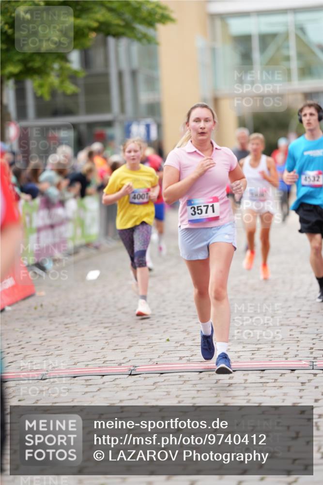 12.06.2026 - Holstenköstenlauf LAZAROV Photography http://msf.ph/oto/9740412 12.06.2026 17:57:55 Laufen 3248, 3463, 3571, 4007, 4071, 4220, 4329, 4406, 4532, 4604, 4704, 4782, 4911, 4912 meine-sportfotos.de