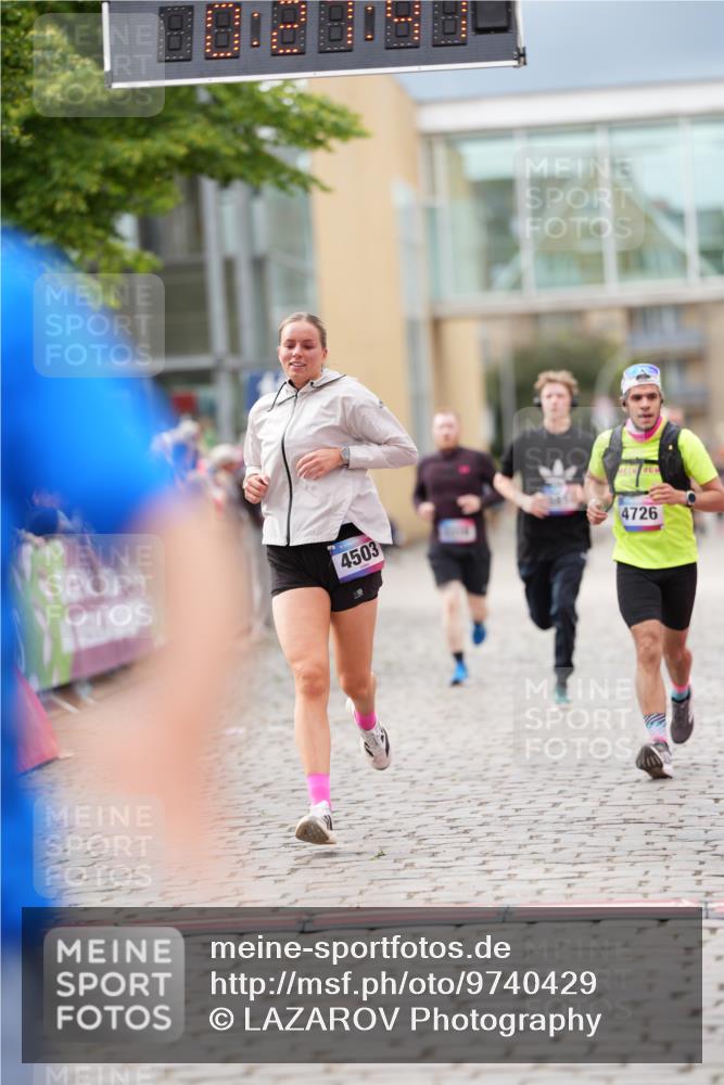 12.06.2026 - Holstenköstenlauf LAZAROV Photography http://msf.ph/oto/9740429 12.06.2026 17:57:39 Laufen 3318, 3468, 3585, 3665, 3814, 4501, 4503, 4726 meine-sportfotos.de