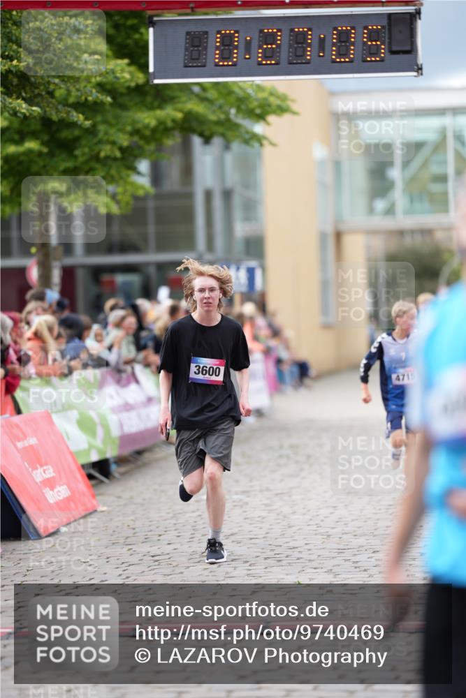 12.06.2026 - Holstenköstenlauf LAZAROV Photography http://msf.ph/oto/9740469 12.06.2026 17:57:03 Laufen 3600, 4715, 4716 meine-sportfotos.de