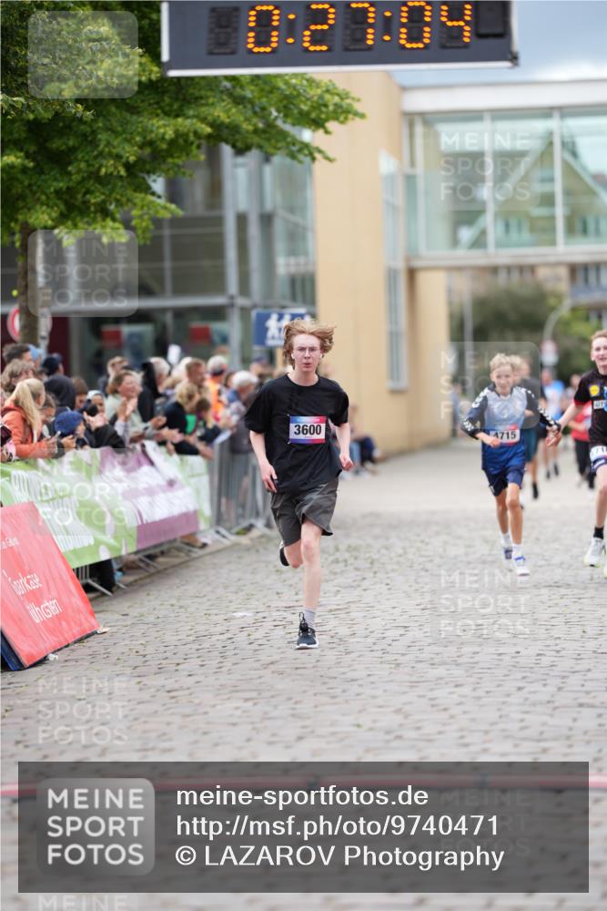 12.06.2026 - Holstenköstenlauf LAZAROV Photography http://msf.ph/oto/9740471 12.06.2026 17:57:02 Laufen 3600, 4715, 4716 meine-sportfotos.de