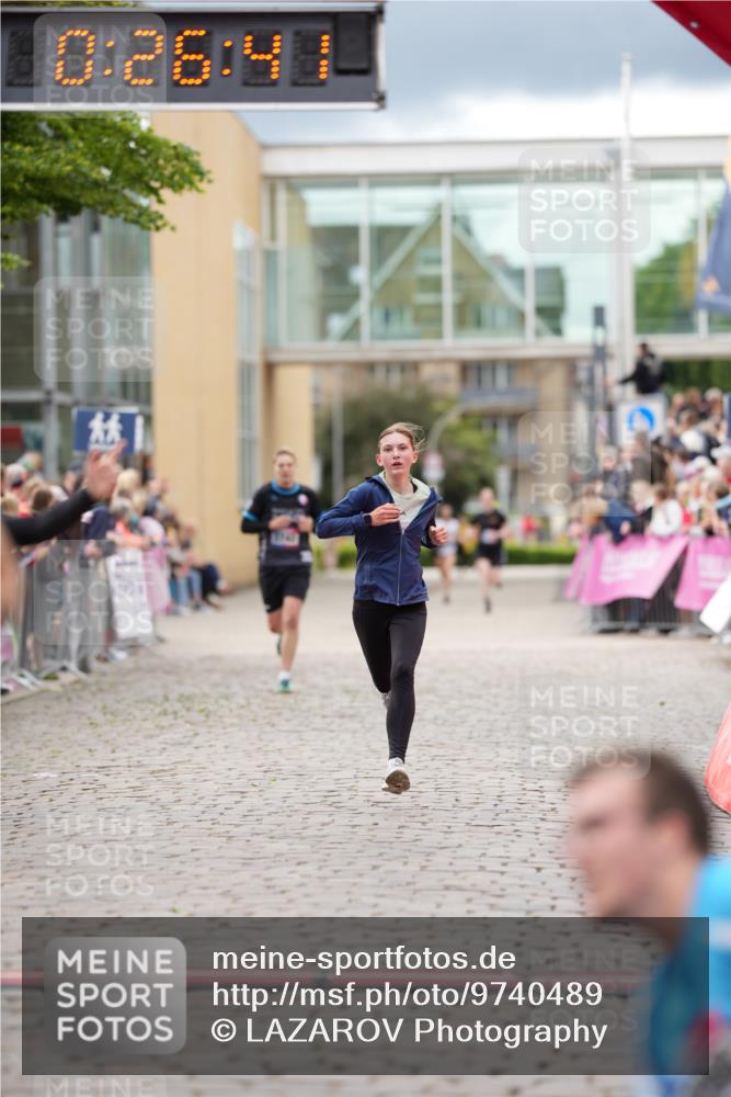 12.06.2026 - Holstenköstenlauf LAZAROV Photography http://msf.ph/oto/9740489 12.06.2026 17:56:39 Laufen 3692, 3812, 4098, 4106, 4409, 4464, 4839 meine-sportfotos.de