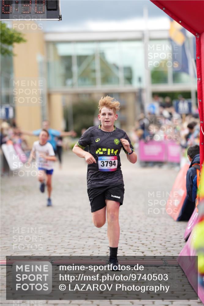 12.06.2026 - Holstenköstenlauf LAZAROV Photography http://msf.ph/oto/9740503 12.06.2026 17:56:29 Laufen 3156, 3794, 3812, 4073, 4098, 4263, 4506, 4899 meine-sportfotos.de