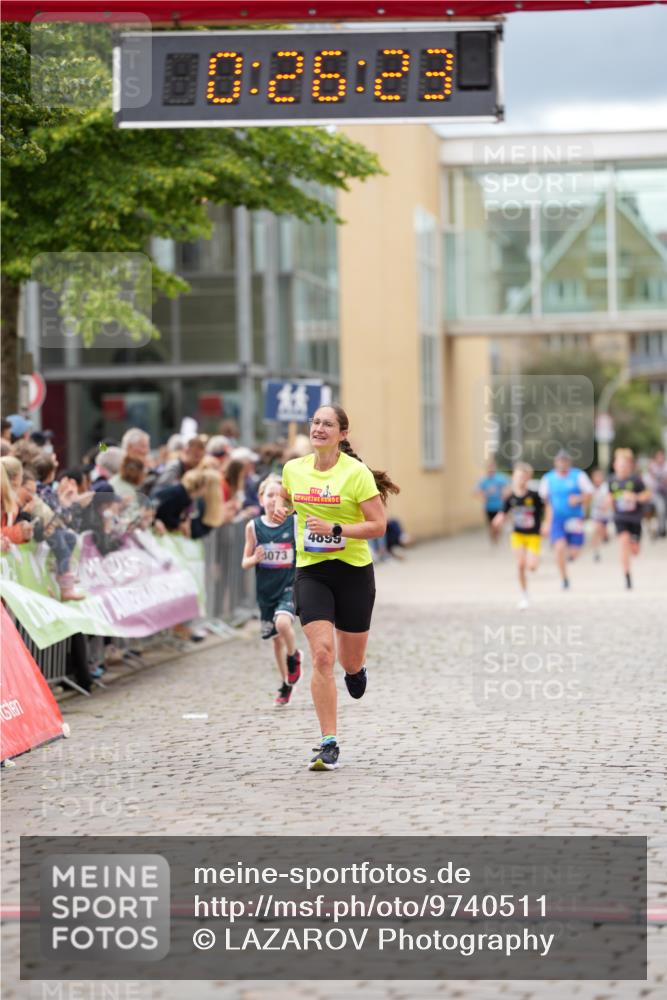 12.06.2026 - Holstenköstenlauf LAZAROV Photography http://msf.ph/oto/9740511 12.06.2026 17:56:21 Laufen 3854, 3855, 3962, 4073, 4813, 4899 meine-sportfotos.de