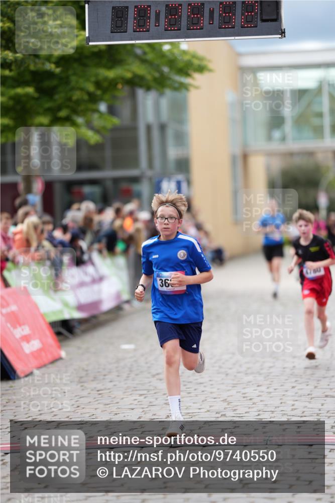 12.06.2026 - Holstenköstenlauf LAZAROV Photography http://msf.ph/oto/9740550 12.06.2026 17:55:50 Laufen 3198, 3662, 4780 meine-sportfotos.de