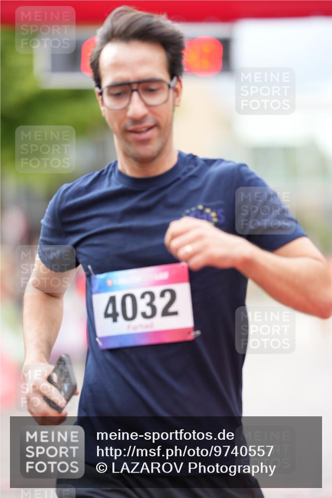 12.06.2026 - Holstenköstenlauf LAZAROV Photography http://msf.ph/oto/9740557 12.06.2026 17:55:38 Laufen 3048, 3258, 3403, 3604, 3982, 3990, 4032, 4290 meine-sportfotos.de