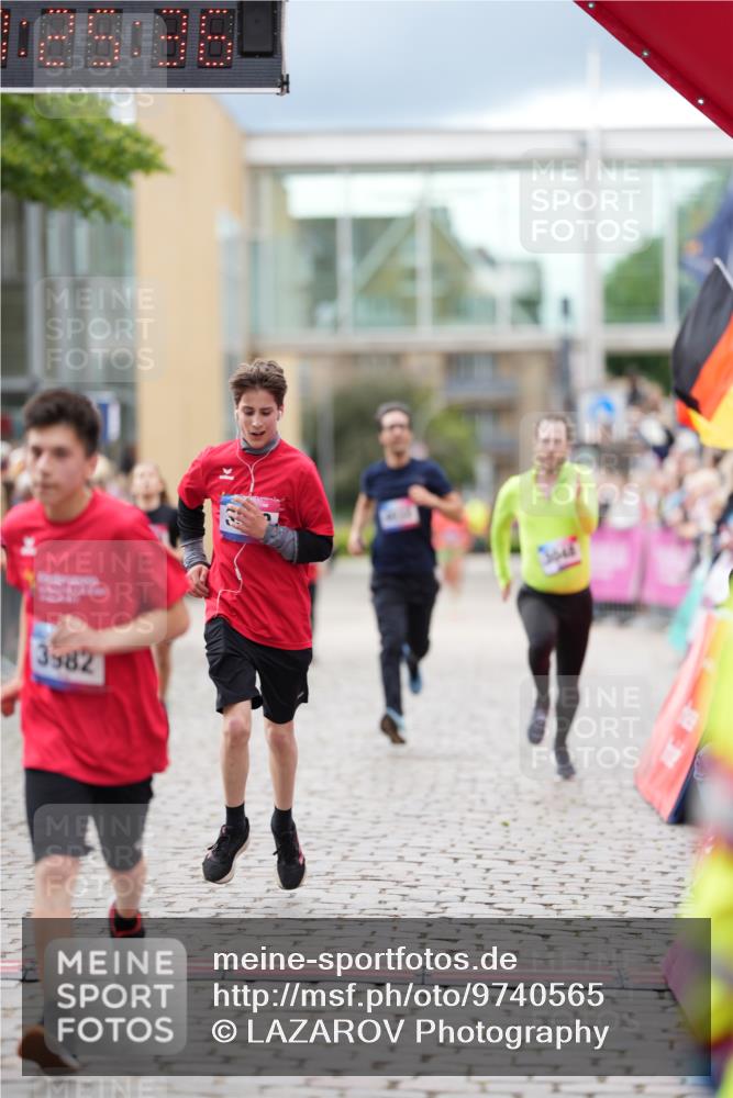 12.06.2026 - Holstenköstenlauf LAZAROV Photography http://msf.ph/oto/9740565 12.06.2026 17:55:34 Laufen 3048, 3258, 3982, 3990, 4032, 4290 meine-sportfotos.de
