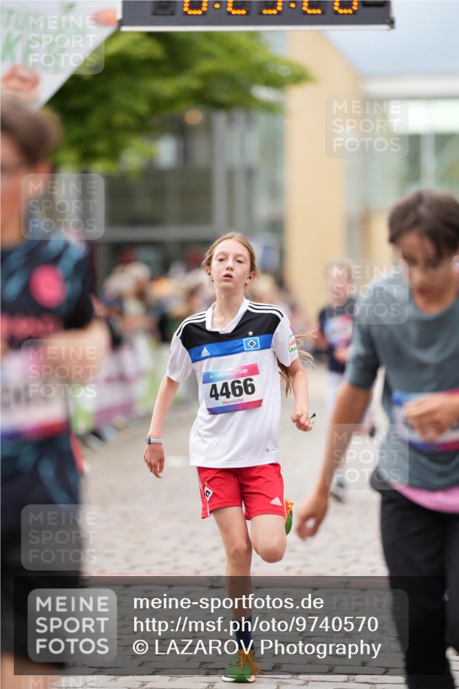 12.06.2026 - Holstenköstenlauf LAZAROV Photography http://msf.ph/oto/9740570 12.06.2026 17:55:26 Laufen 3308, 4043, 4062, 4063, 4448, 4466, 4478, 4569, 4849 meine-sportfotos.de