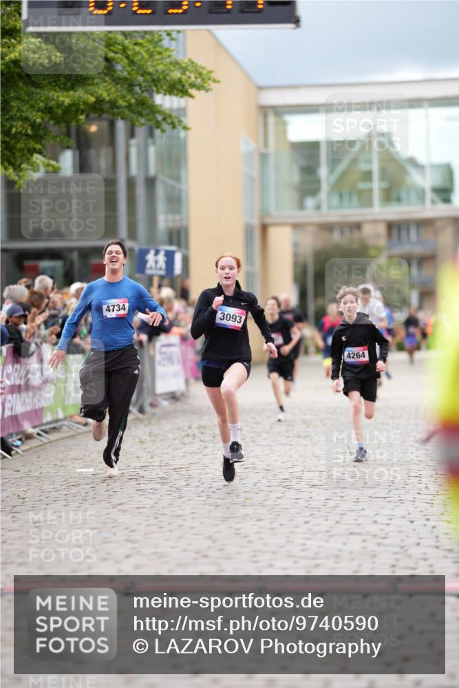 12.06.2026 - Holstenköstenlauf LAZAROV Photography http://msf.ph/oto/9740590 12.06.2026 17:55:09 Laufen 3028, 3093, 3564, 3701, 3858, 4264, 4734 meine-sportfotos.de