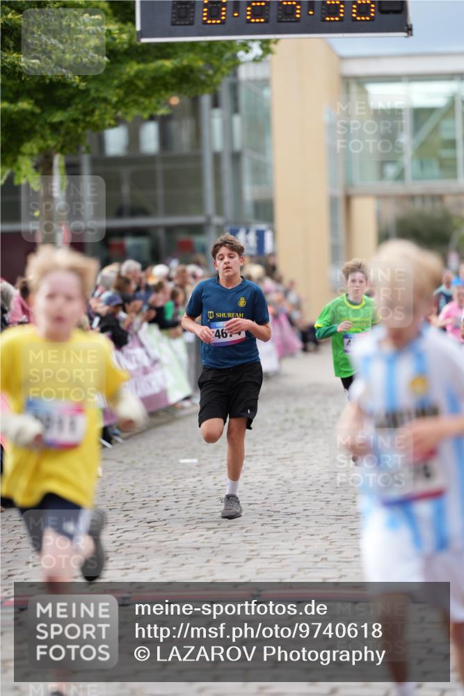 12.06.2026 - Holstenköstenlauf LAZAROV Photography http://msf.ph/oto/9740618 12.06.2026 17:54:36 Laufen 3363, 3576, 3970, 4011, 4035, 4674, 4765, 4898 meine-sportfotos.de