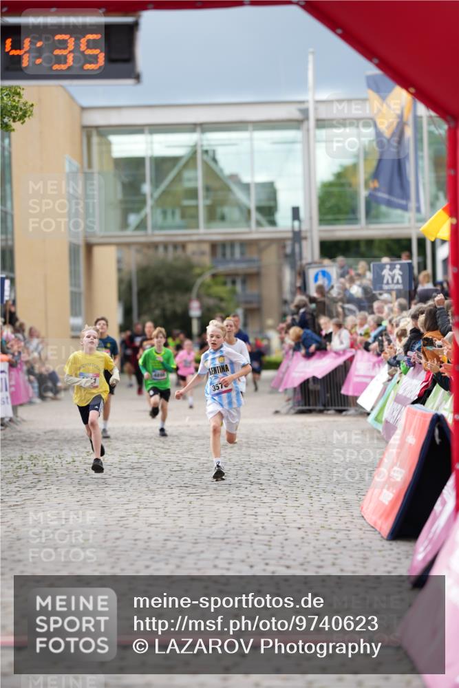 12.06.2026 - Holstenköstenlauf LAZAROV Photography http://msf.ph/oto/9740623 12.06.2026 17:54:33 Laufen 3576, 3970, 4011, 4035, 4061, 4634, 4674 meine-sportfotos.de