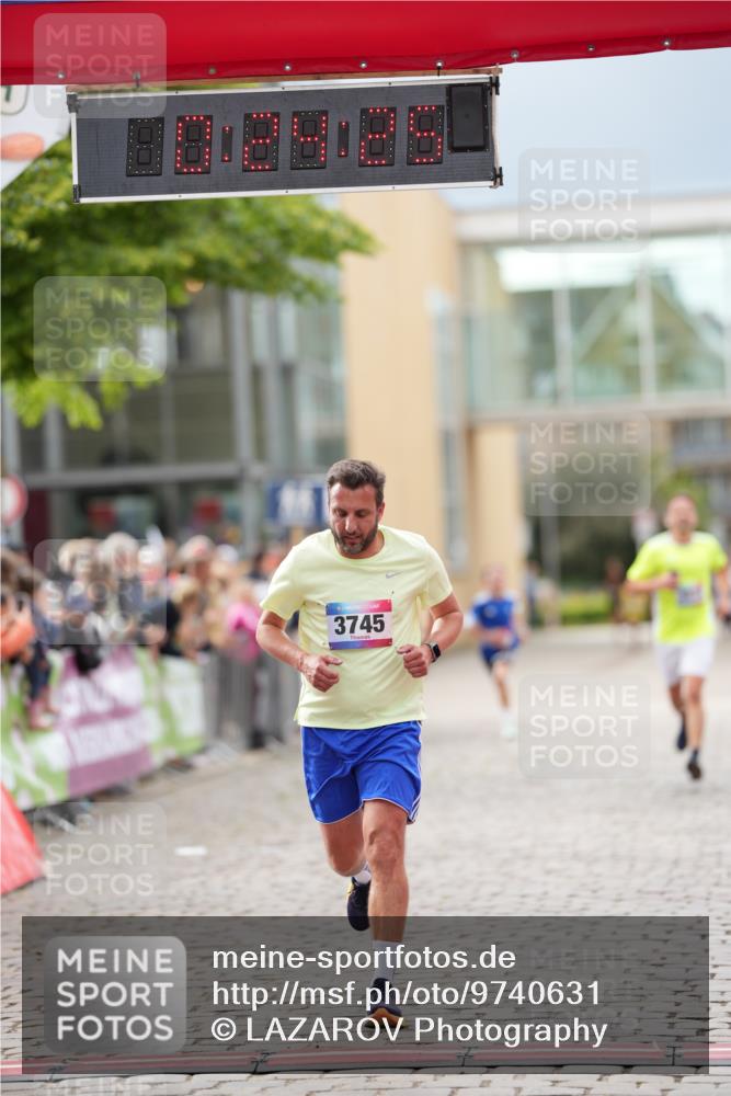 12.06.2026 - Holstenköstenlauf LAZAROV Photography http://msf.ph/oto/9740631 12.06.2026 17:54:23 Laufen 3025, 3745, 3882, 4061, 4484, 4634 meine-sportfotos.de
