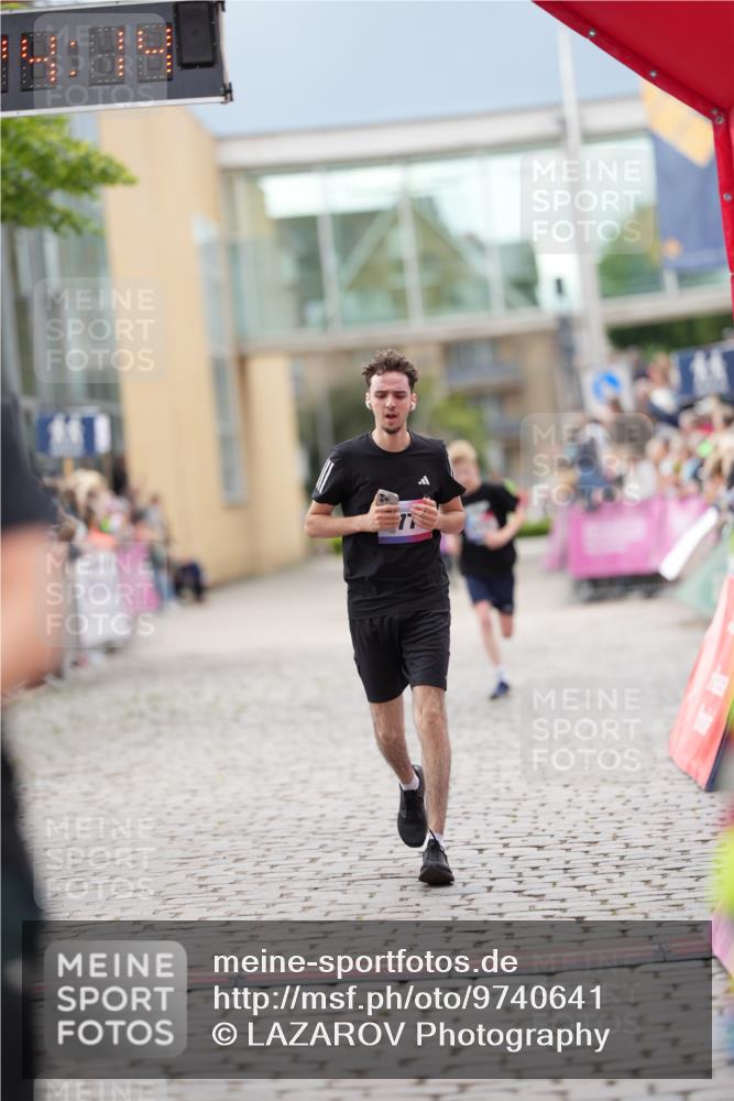 12.06.2026 - Holstenköstenlauf LAZAROV Photography http://msf.ph/oto/9740641 12.06.2026 17:54:12 Laufen 3678, 3724, 3820, 3951, 4563, 4713, 4775 meine-sportfotos.de