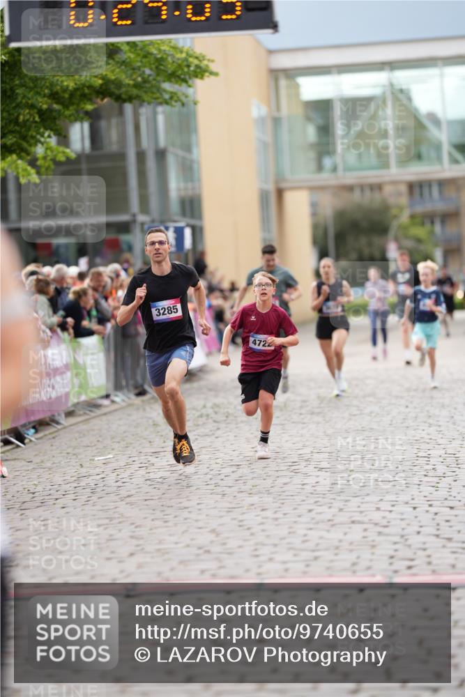 12.06.2026 - Holstenköstenlauf LAZAROV Photography http://msf.ph/oto/9740655 12.06.2026 17:54:01 Laufen 3285, 3386, 4542, 4722, 4762 meine-sportfotos.de