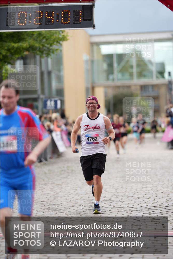 12.06.2026 - Holstenköstenlauf LAZAROV Photography http://msf.ph/oto/9740657 12.06.2026 17:53:59 Laufen 3285, 3336, 3386, 3453, 4762 meine-sportfotos.de